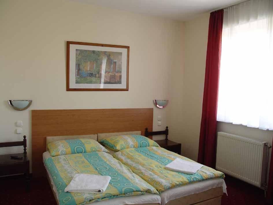 Hotel Menthol Budapest Rum bild