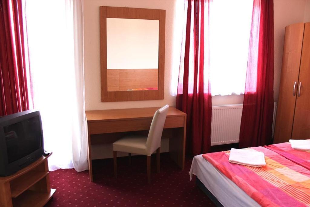 Hotel Menthol Budapest Rum bild