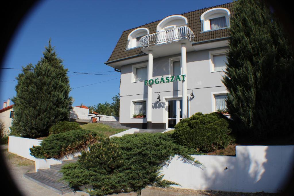 Hotel Menthol Budapest Exteriör bild